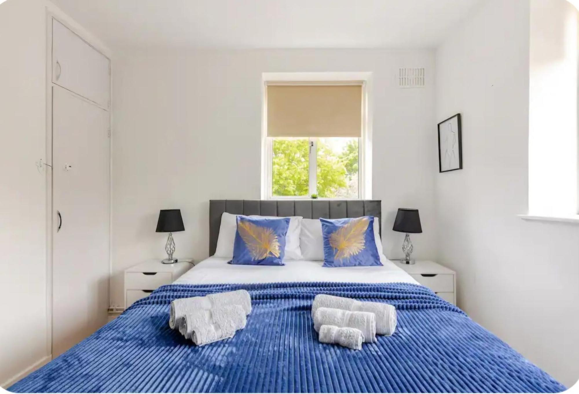 Spacious Two Bedroom Apartment In Battersea, Free Parking Londres Exterior foto